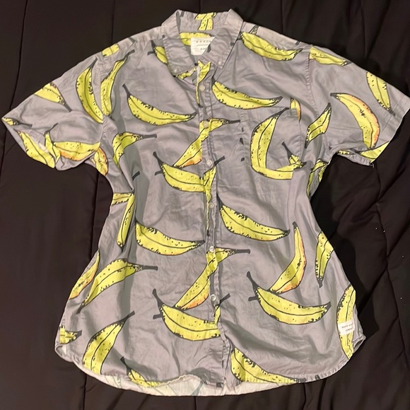 ⭒ stylish banana button up - Picture 2 of 4
